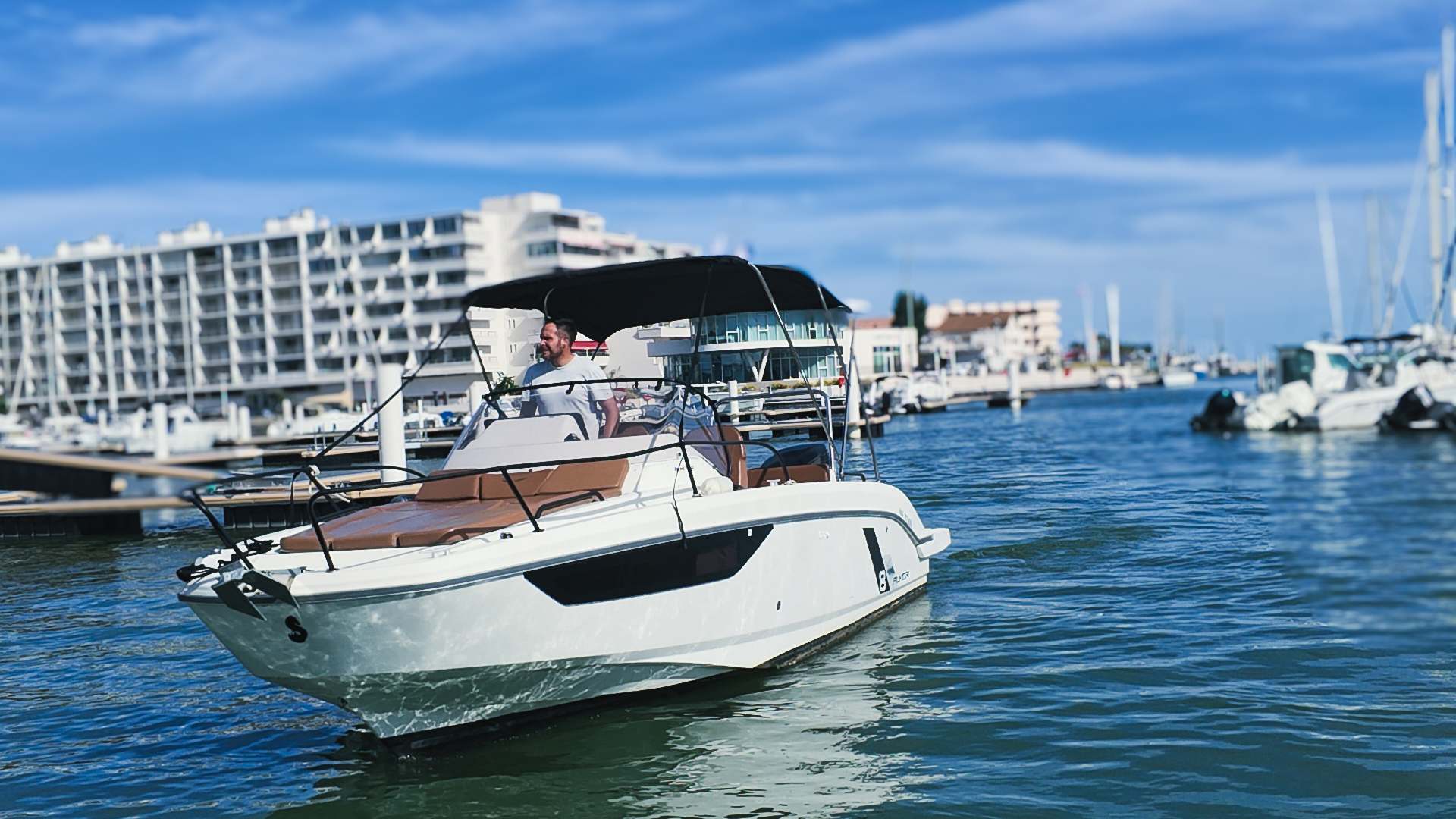 Location bateau Flyer 8 Rent My Boat à Carnon